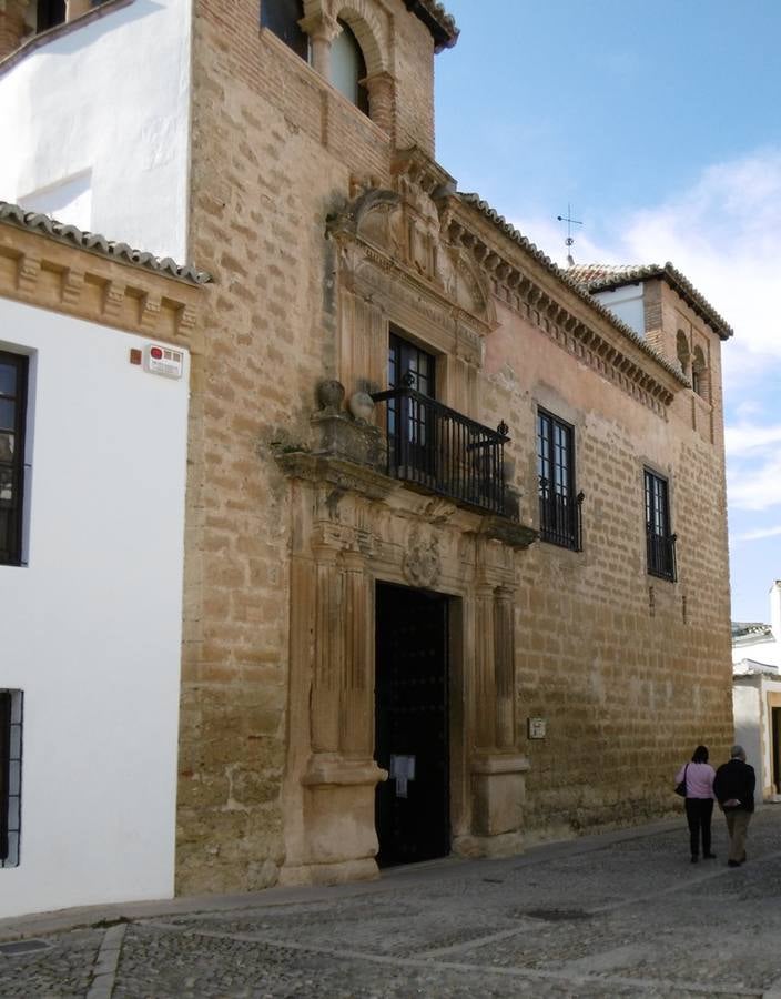 Ronda, la joya serrana asomada al Tajo