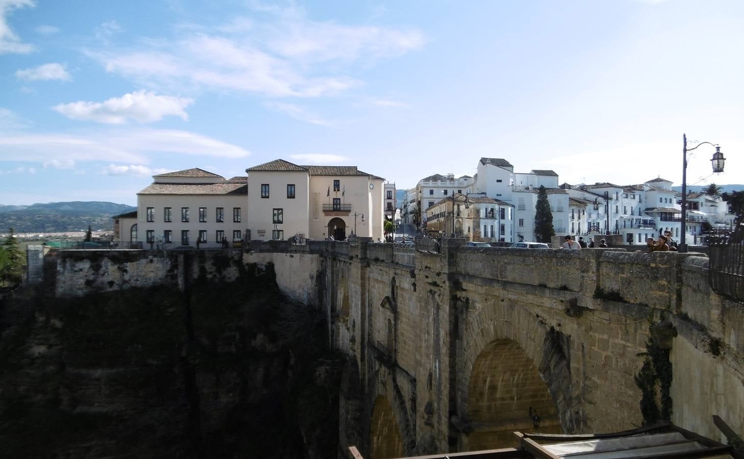 Ronda, la joya serrana asomada al Tajo