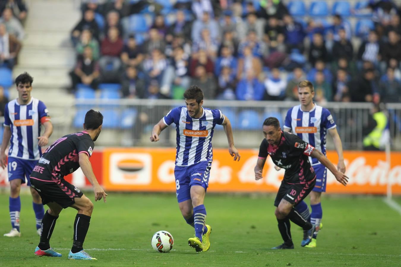Las mejores imágenes del partido Alavés-Tenerife