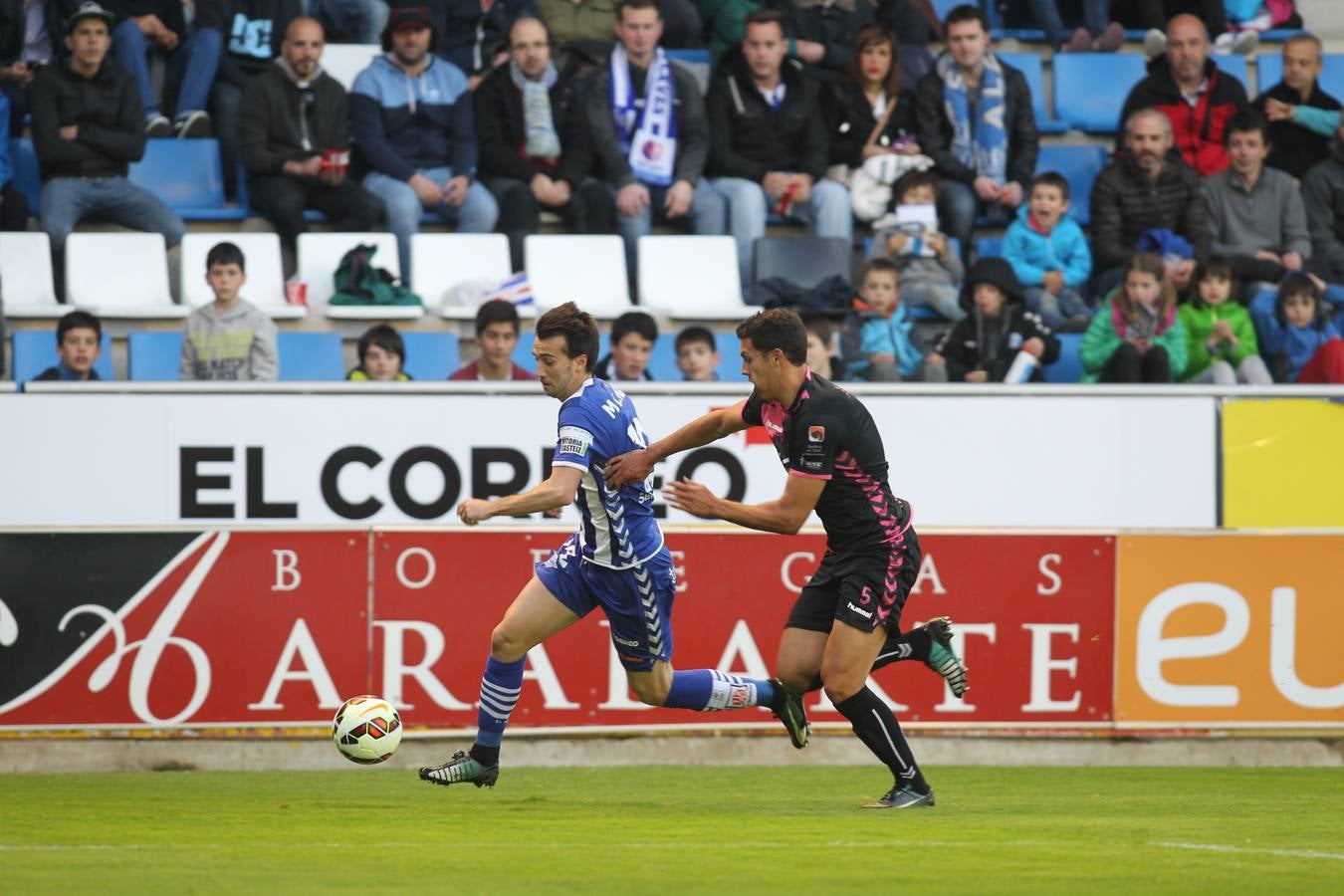 Las mejores imágenes del partido Alavés-Tenerife