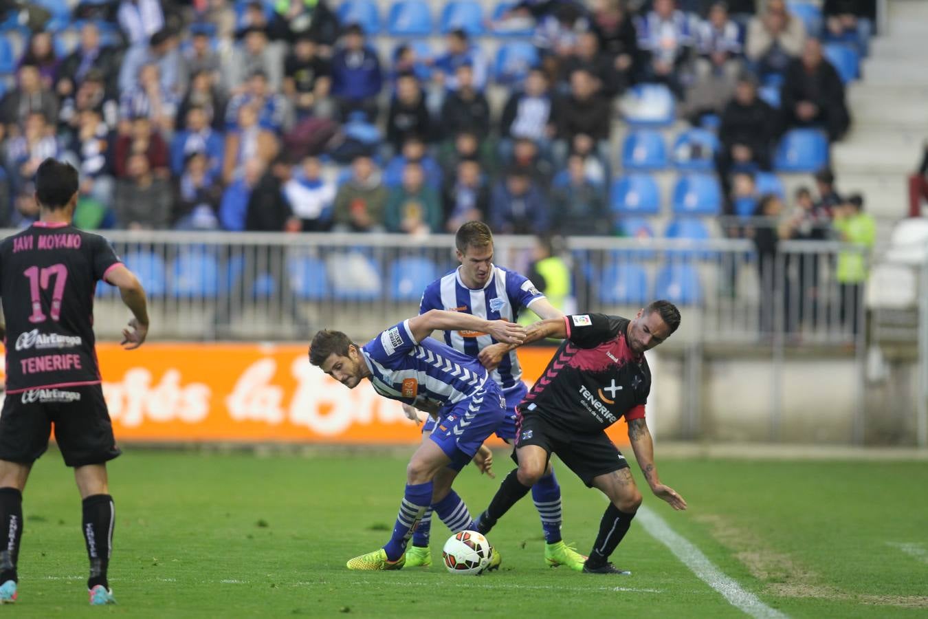 Las mejores imágenes del partido Alavés-Tenerife