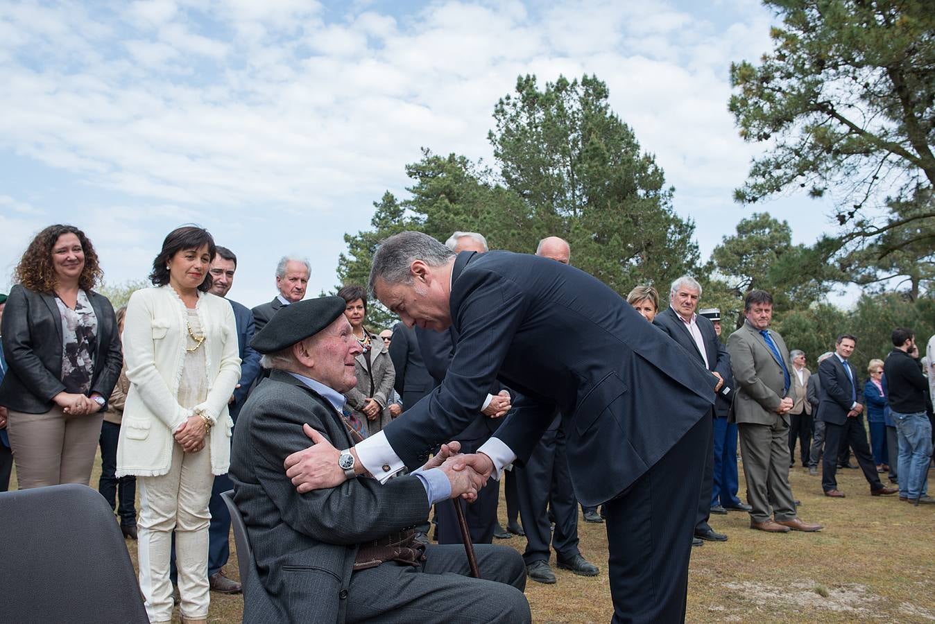 Emotivo homenaje a los gudaris del Batallón Gernika