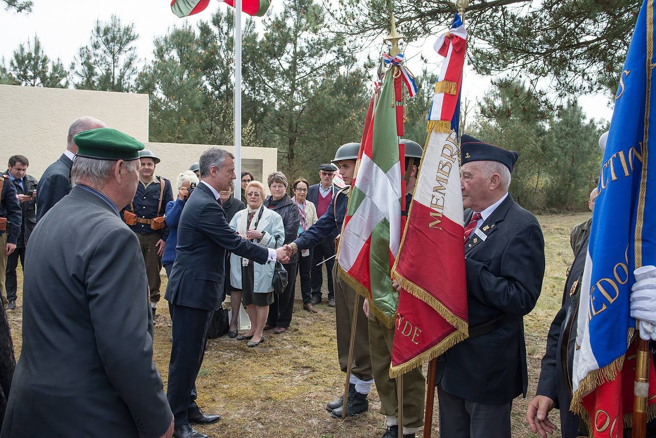 Emotivo homenaje a los gudaris del Batallón Gernika