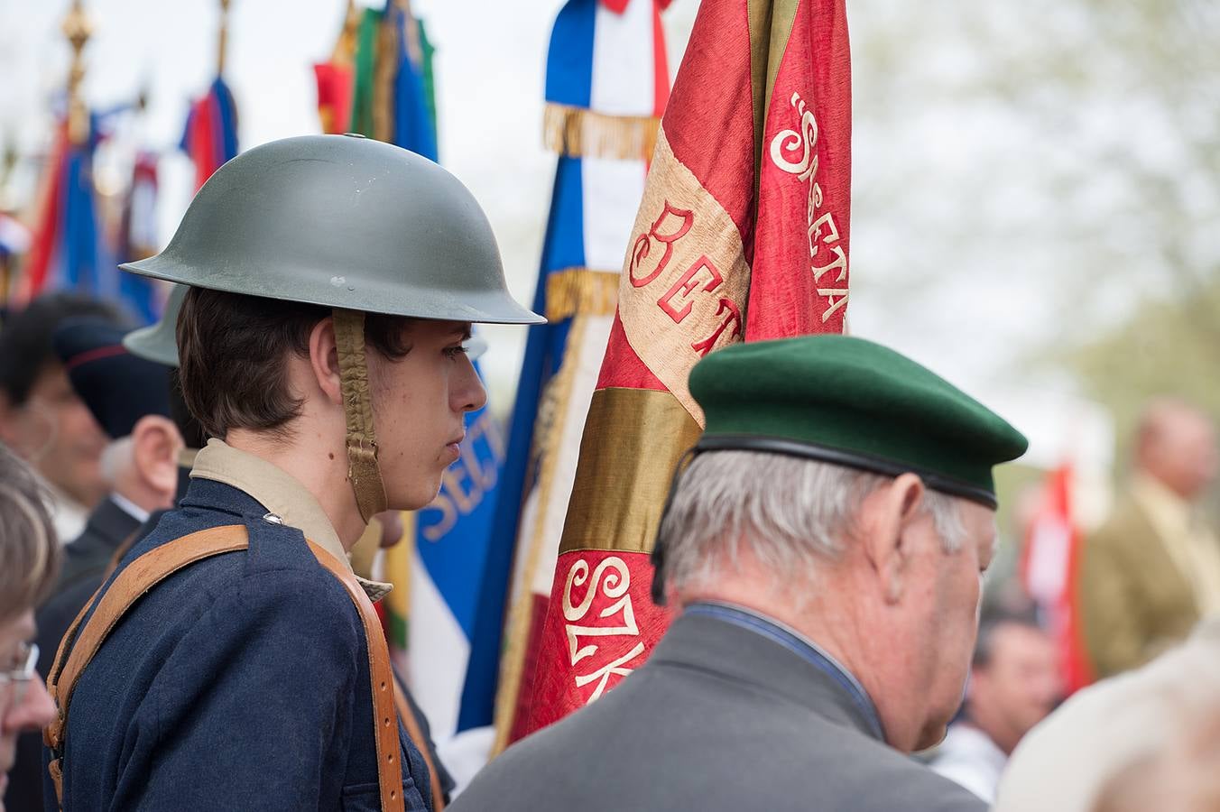 Emotivo homenaje a los gudaris del Batallón Gernika