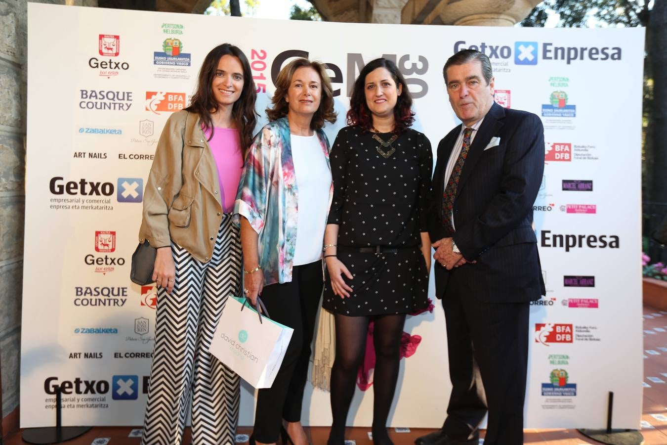 Almudena Roca, Paloma Chacón, Nur González y Gonzalo Ugalde.