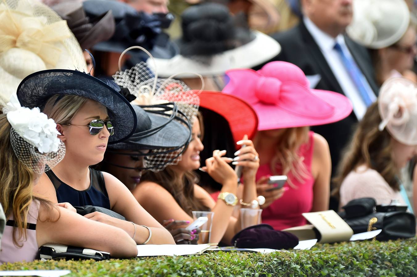 Ascot: la pasarela más extravagante de sombreros