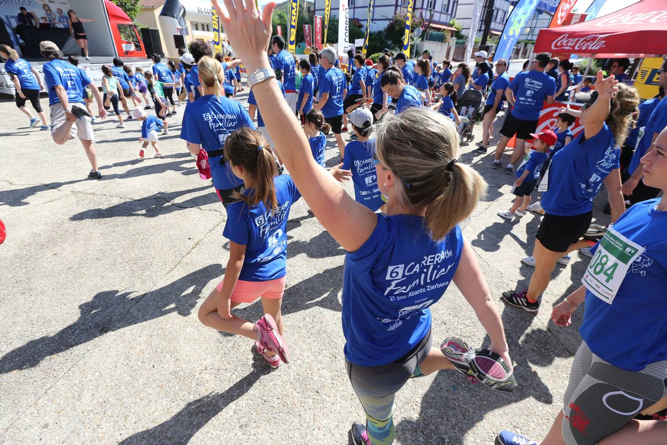 600 personas acuden a la Carrera Familiar de Abanto-Zierbena