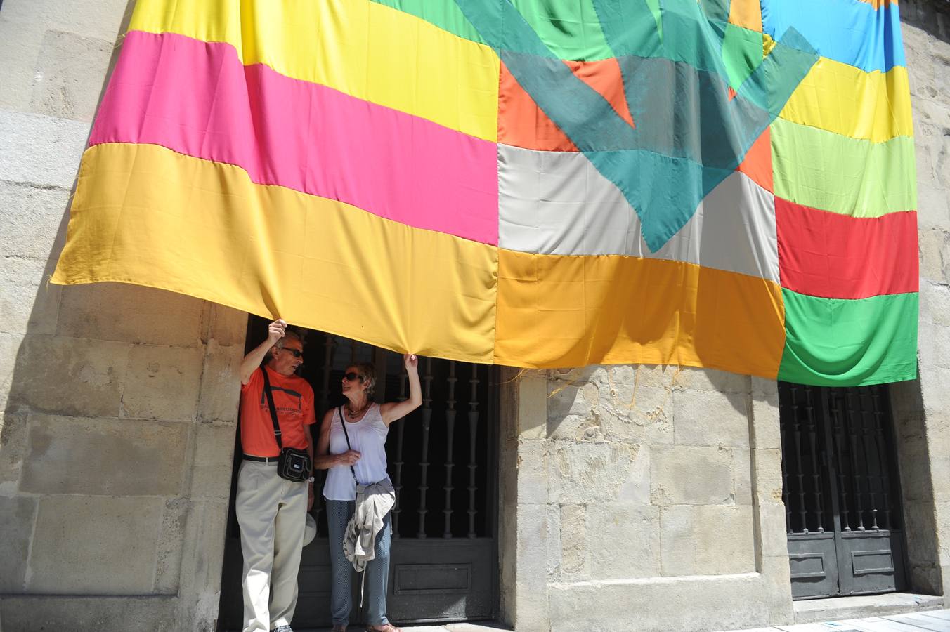 Miles de personas recorren Vitoria por el derecho a decidir