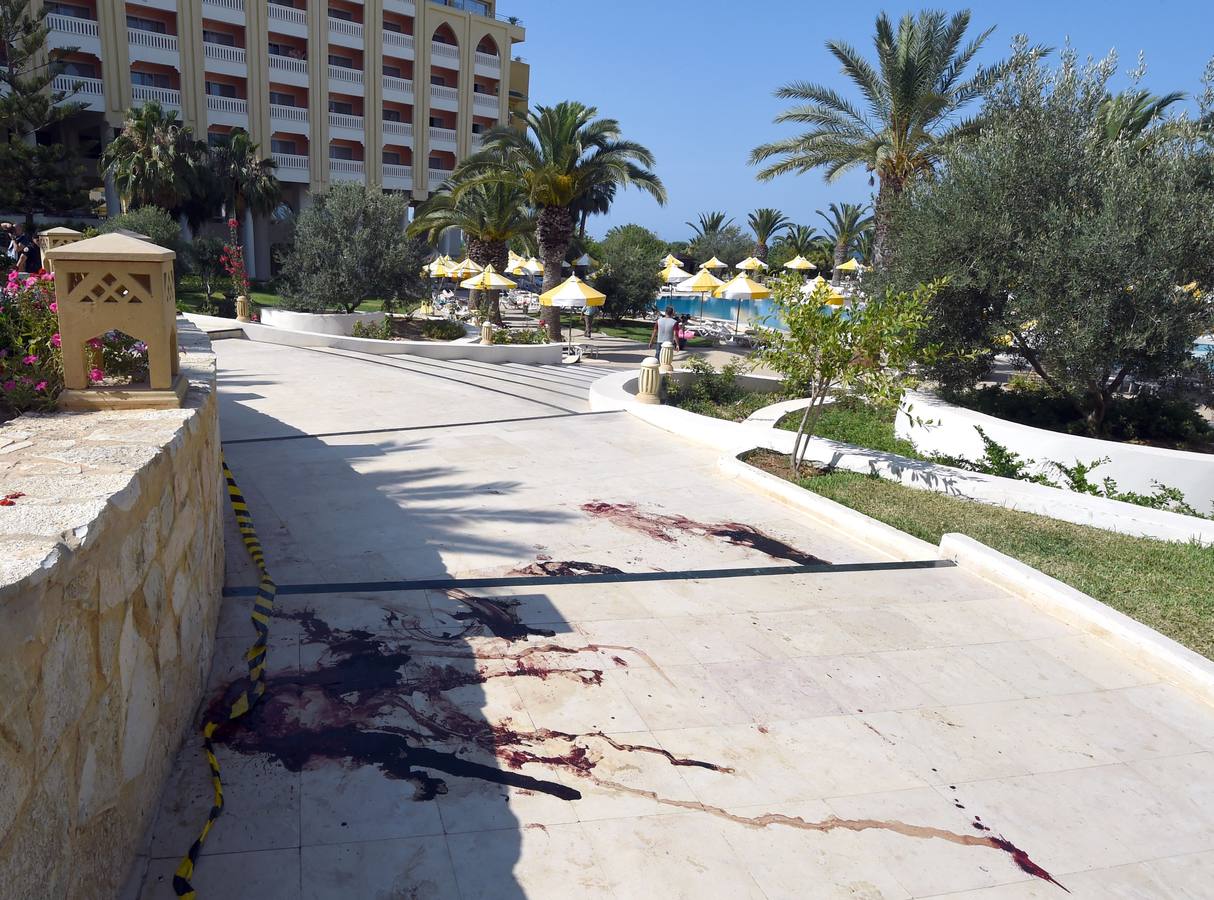 Sangriento ataque terrorista contra el turismo en Túnez