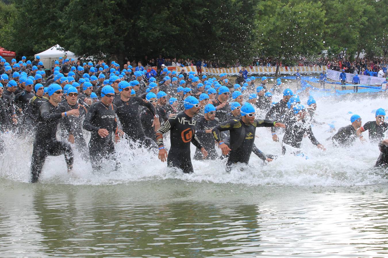 Prueba de natación del Triatlon de Vitoria 2015