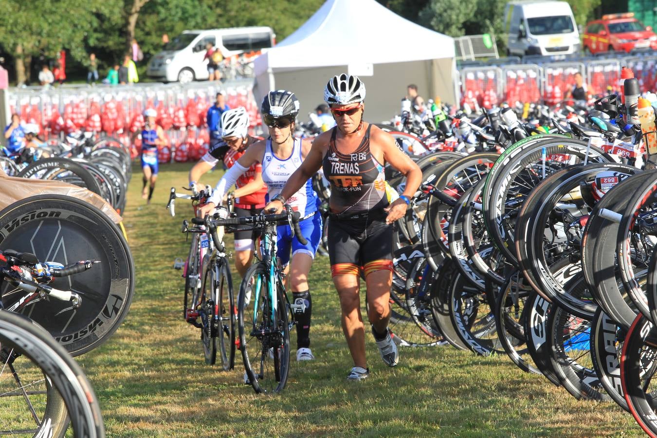 Primera transición de la Triatlón de Vitoria 2015