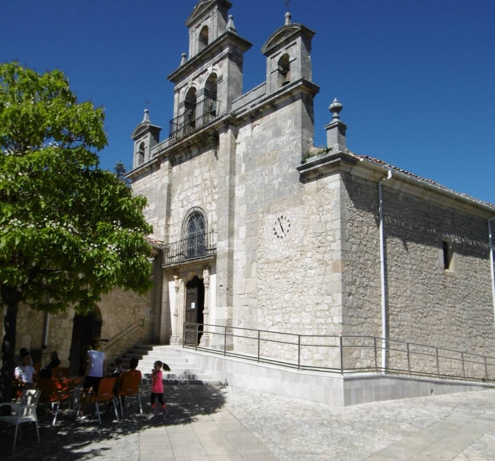 Portada del santuario de Santa Casilda.. 
