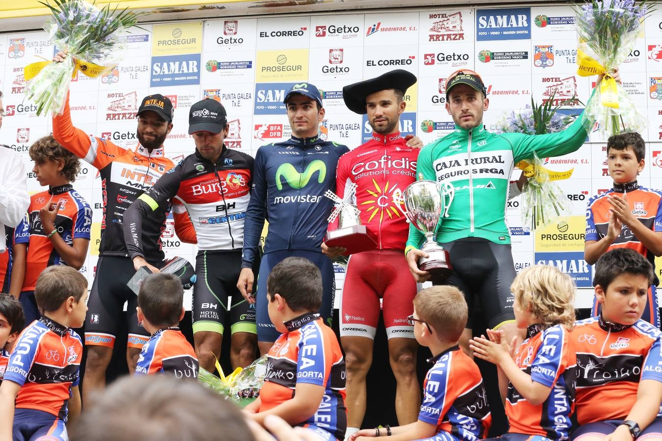 Nacer Bouhanni se impone en el Circuito de Getxo