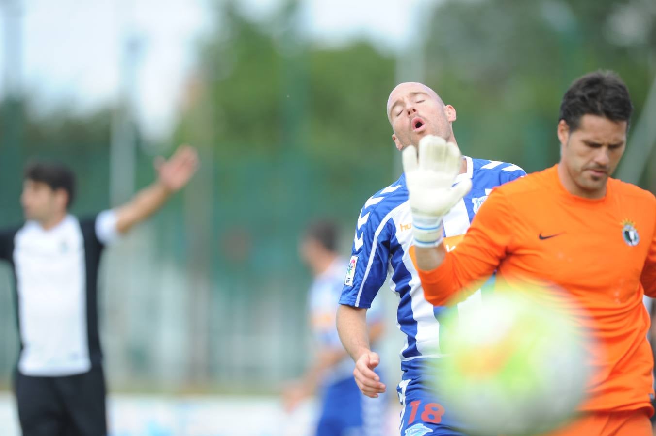 El Alavés termina la pretemporada con una nueva derrota