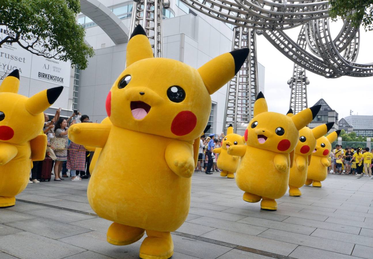 Cientos de &#039;Pikachu&#039; inundan las calles de Japón