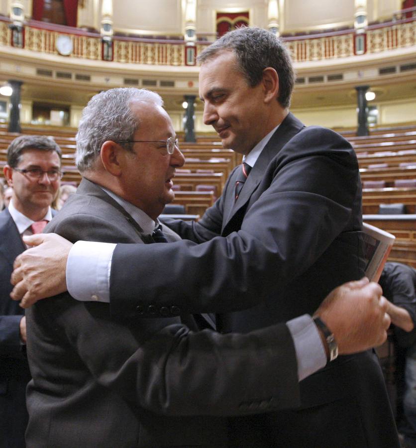 Benegas saluda a Zapatero en 2008.