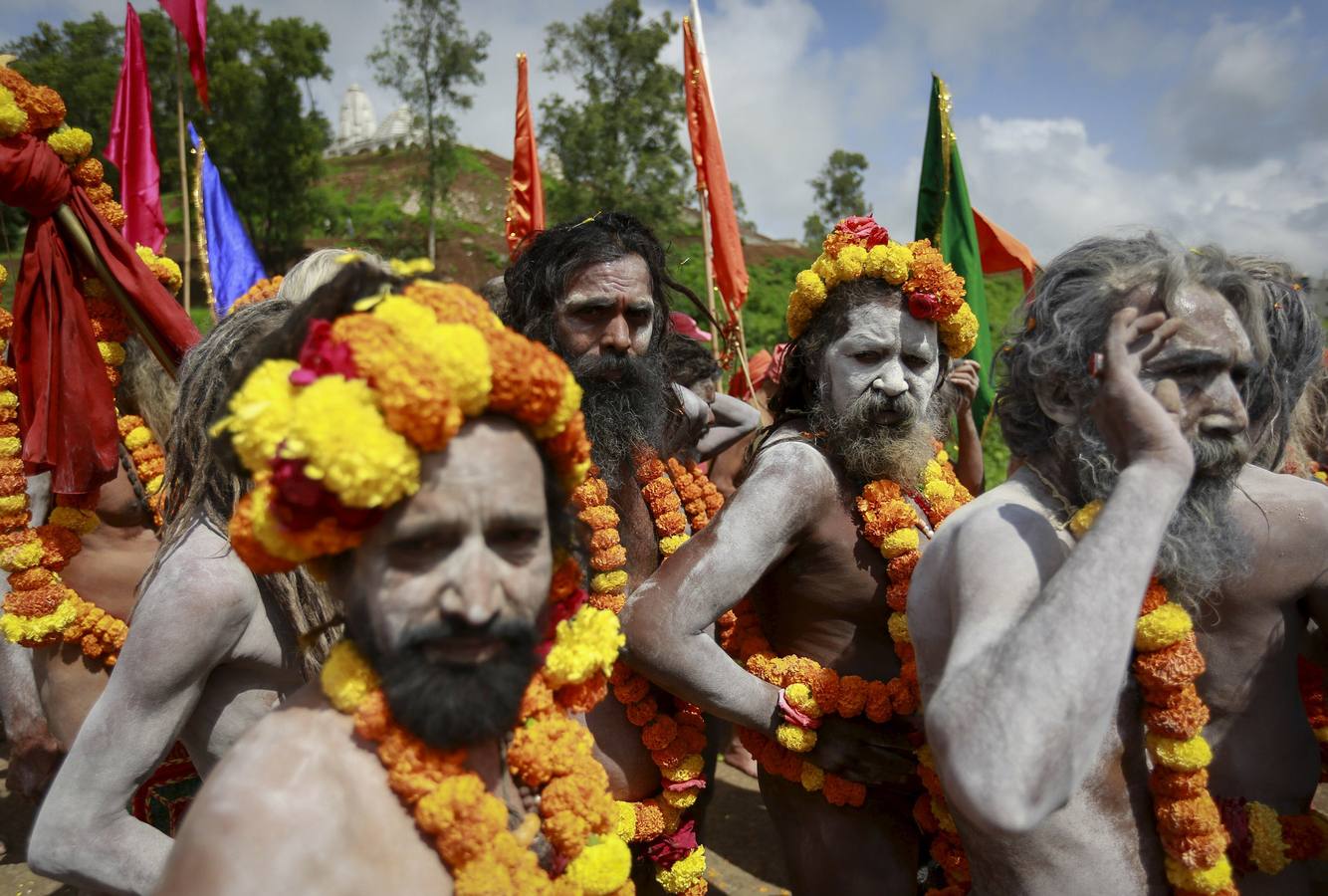 Multitudinaria festividad hindú de Kumbh Mela en la India