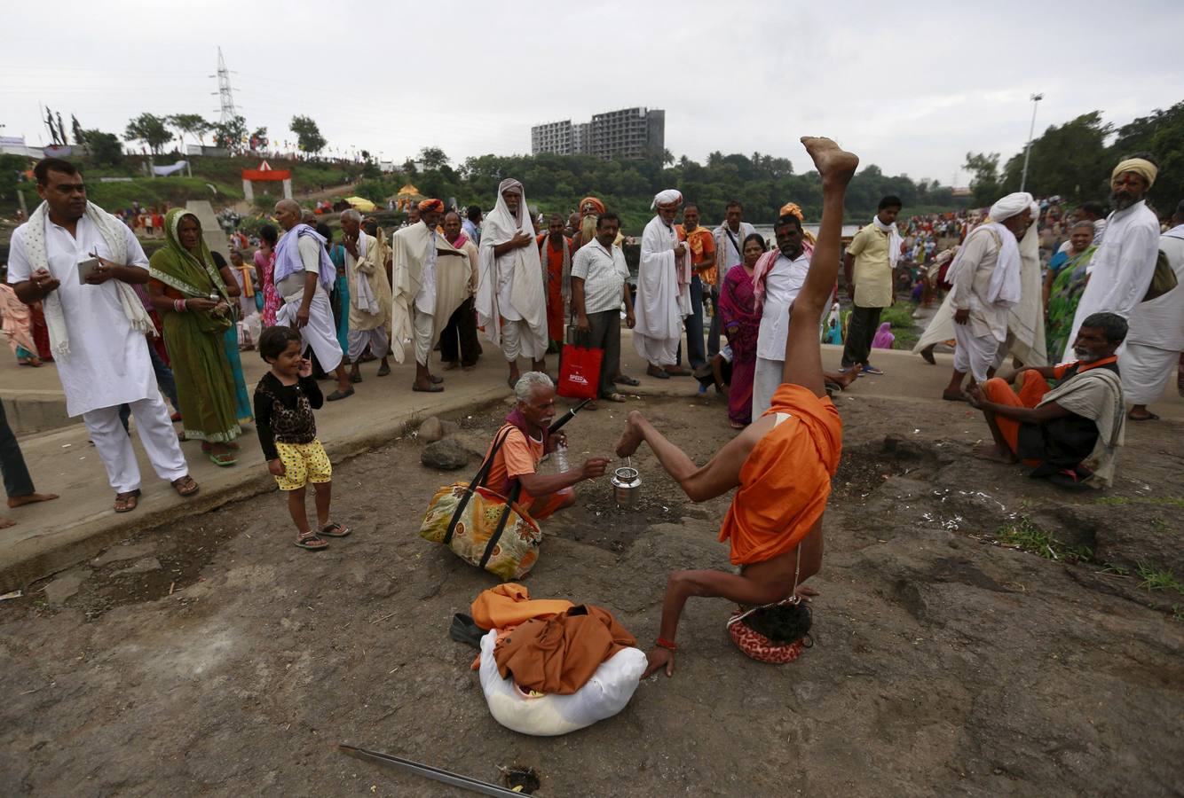 Multitudinaria festividad hindú de Kumbh Mela en la India