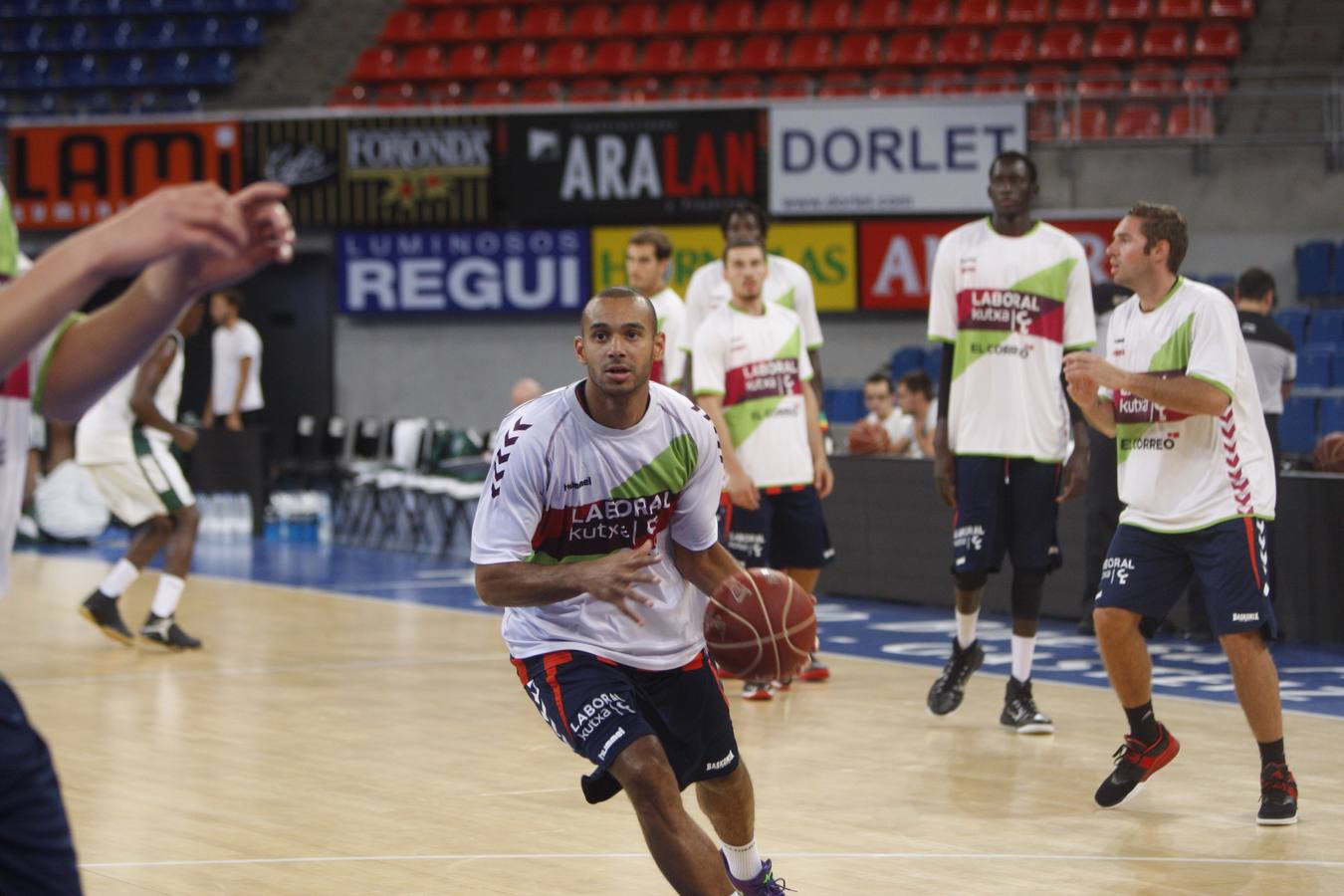 Amistoso entre Baskonia y PAU Orthez
