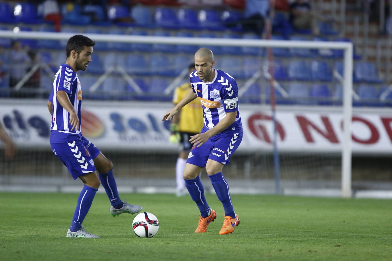 Partido de Copa entre el Numancia y el Alavés