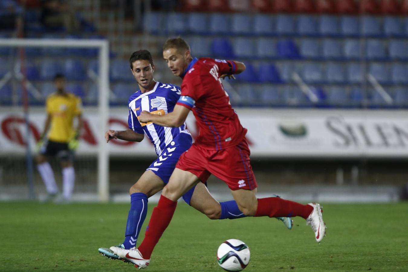 Partido de Copa entre el Numancia y el Alavés