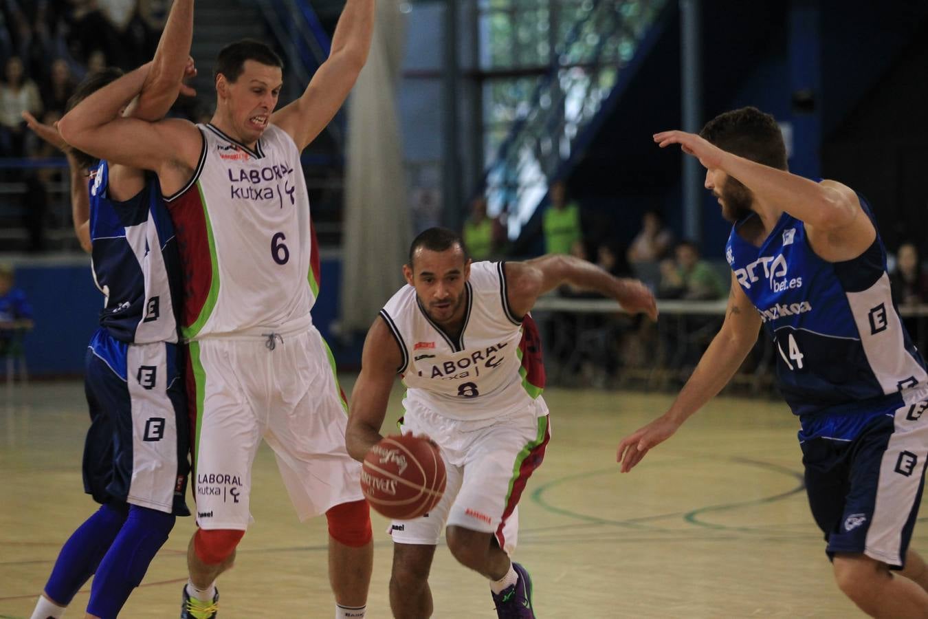 Gipuzkoa Basket - Laboral Kutxa