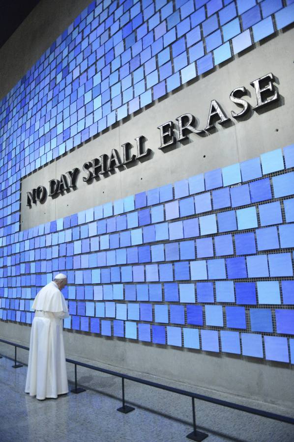 El Papa reza con líderes de otras religiones en la Zona Cero de Nueva York