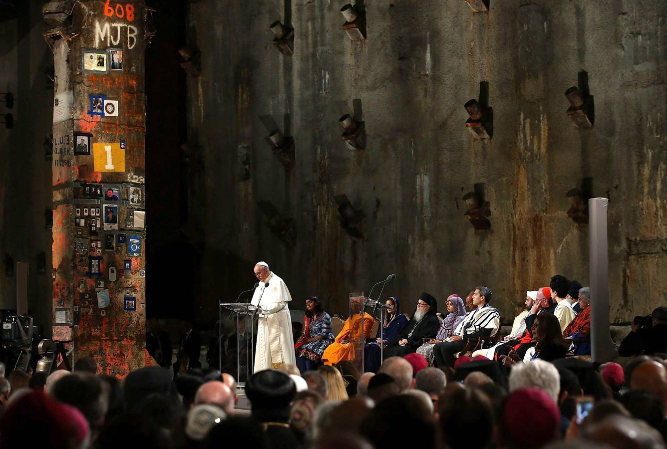 El Papa reza con líderes de otras religiones en la Zona Cero de Nueva York