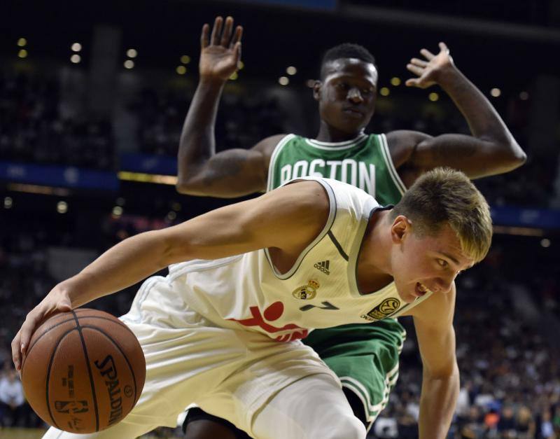 Las mejores imágenes del Real Madrid - Boston Celtics