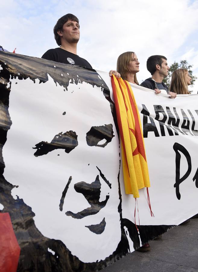 Miles de personas piden en San Sebastián la liberación de Otegi