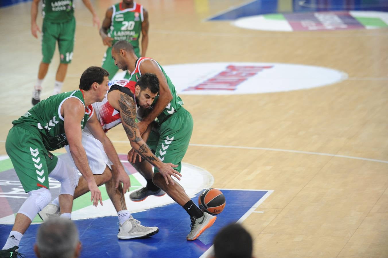 Laboral Kutxa - Olympiacos