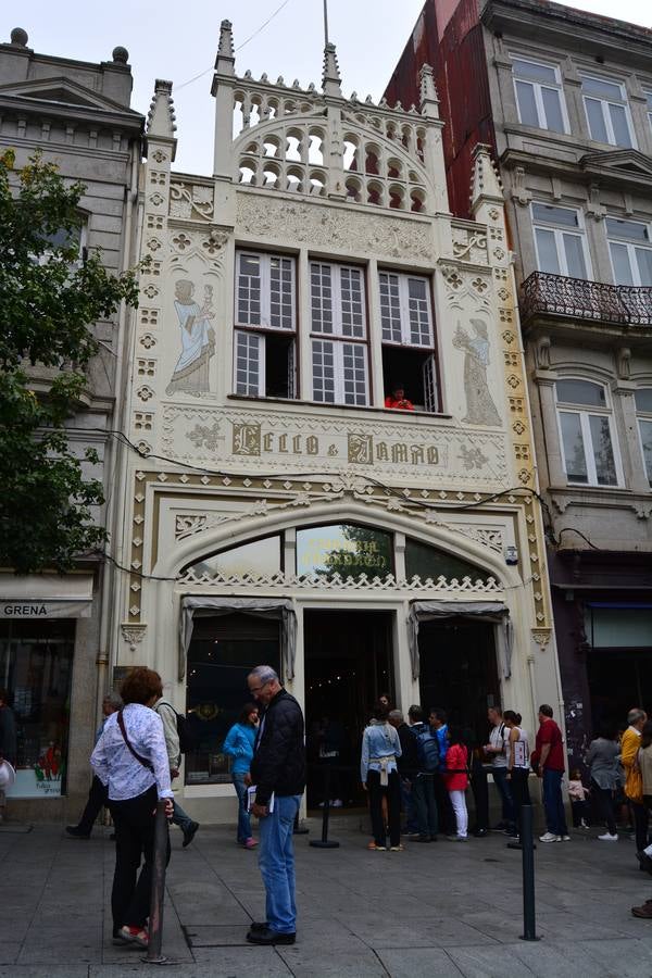 Oportoko liburutegi magikoa