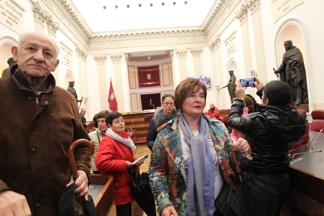 Fiesta en el parlamento de los alaveses