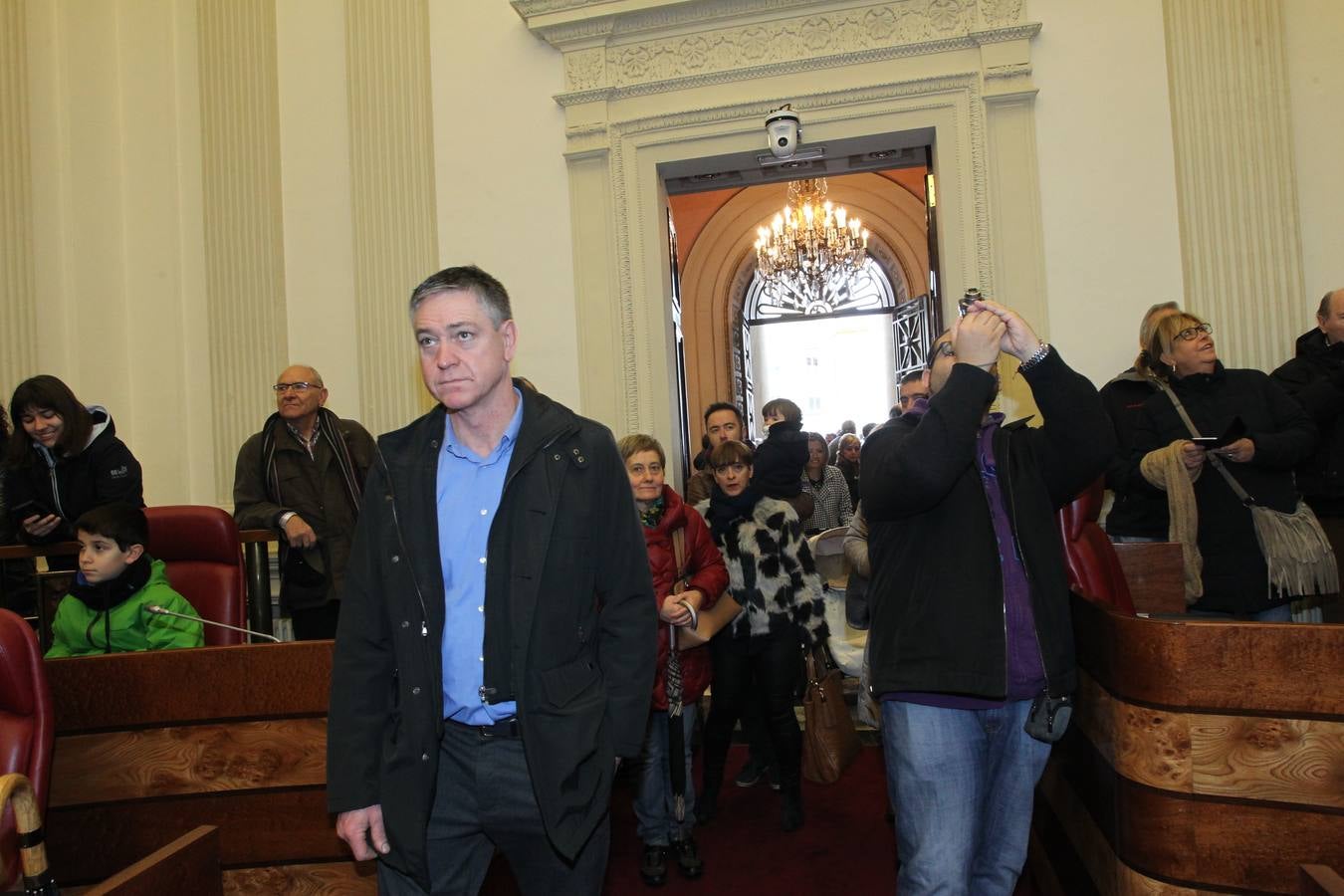 Fiesta en el parlamento de los alaveses