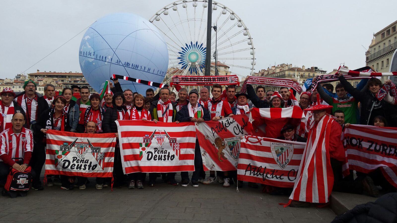 Los hinchas del Athletic toman el Puerto Viejo de Marsella