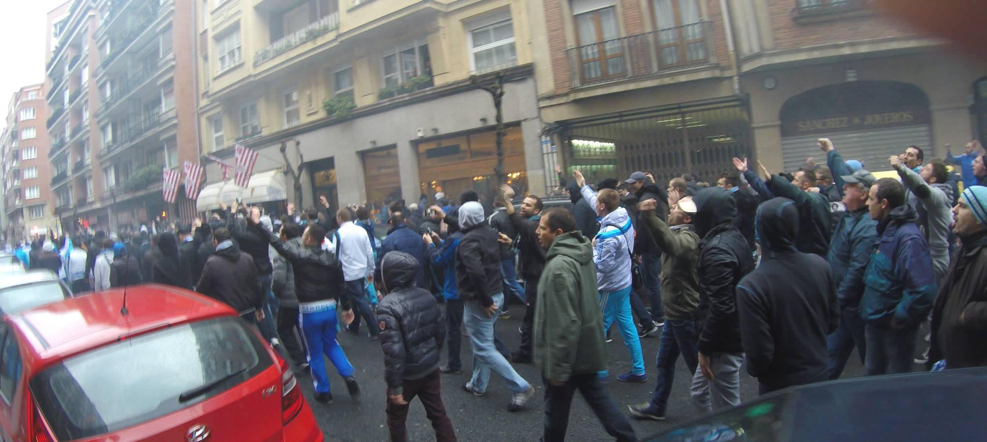 Cinco detenidos en la batalla campal entre los hinchas del Marsella y el Athletic