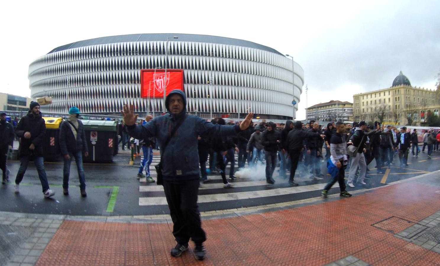 Cinco detenidos en la batalla campal entre los hinchas del Marsella y el Athletic