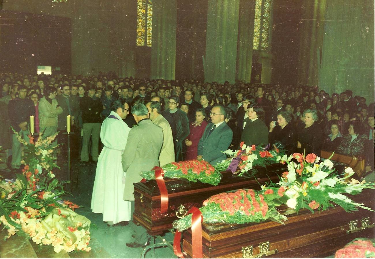 Funeral de las víctimas del Tres de Marzo