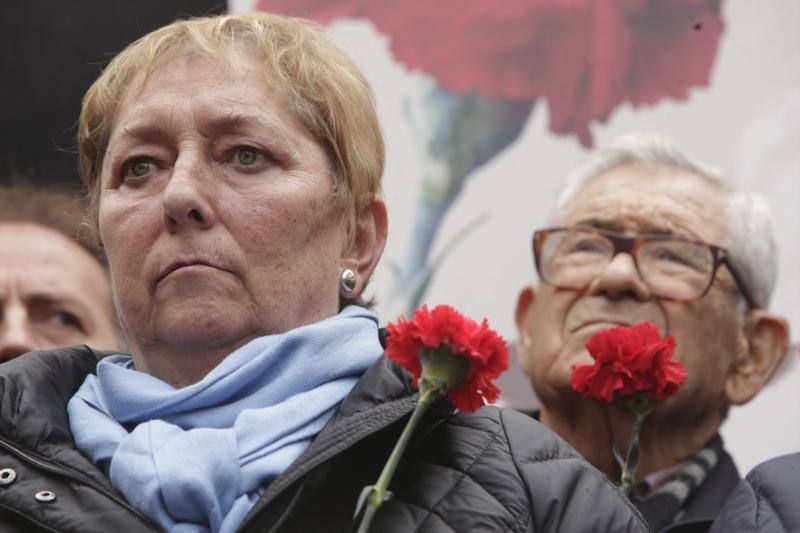 Homenaje a las víctimas del Tres de Marzo en Zaramaga