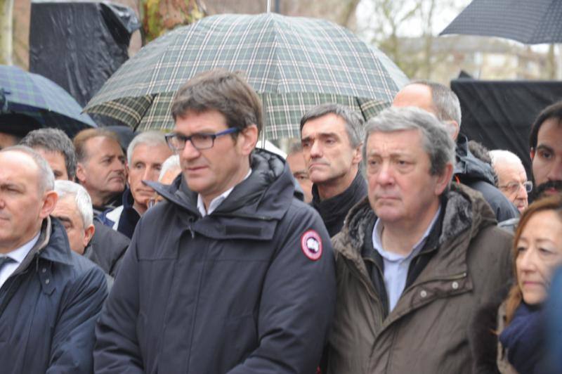 Homenaje a las víctimas del Tres de Marzo en Zaramaga