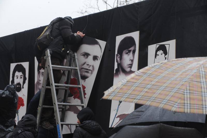 Homenaje a las víctimas del Tres de Marzo en Zaramaga