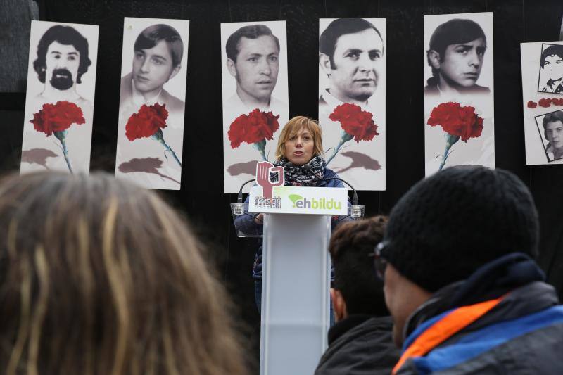 Homenaje a las víctimas del Tres de Marzo en Zaramaga