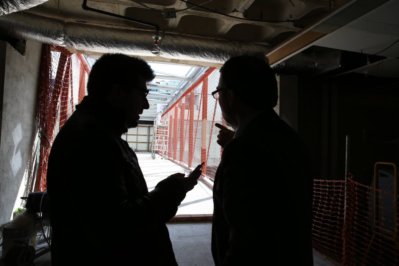 Instalación de la pasarela de El Corte Inglés