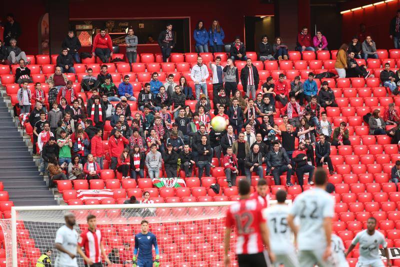 El Bilbao Athletic - Nástic en imágenes