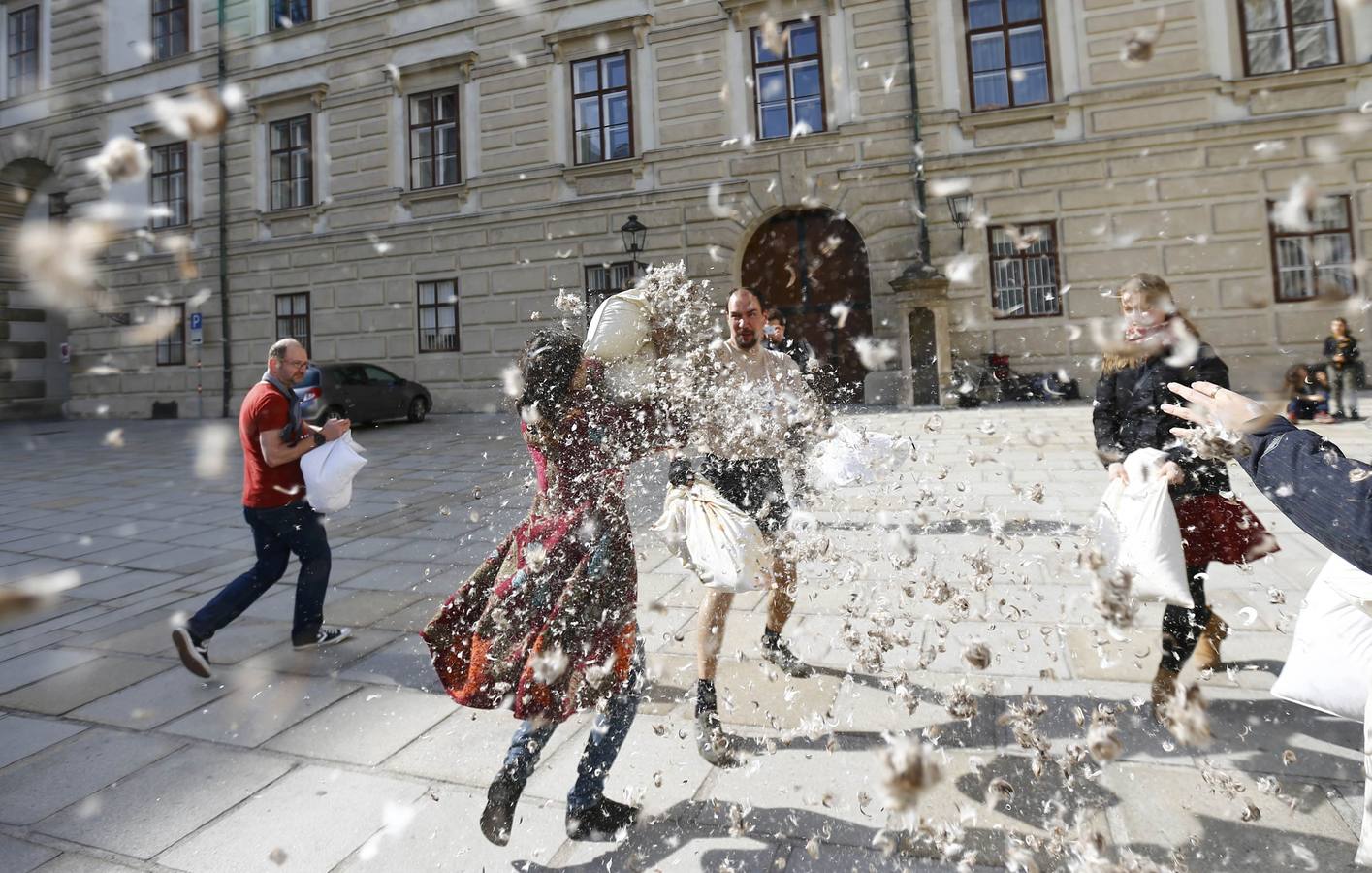 Guerra de almohadas a escala mundial