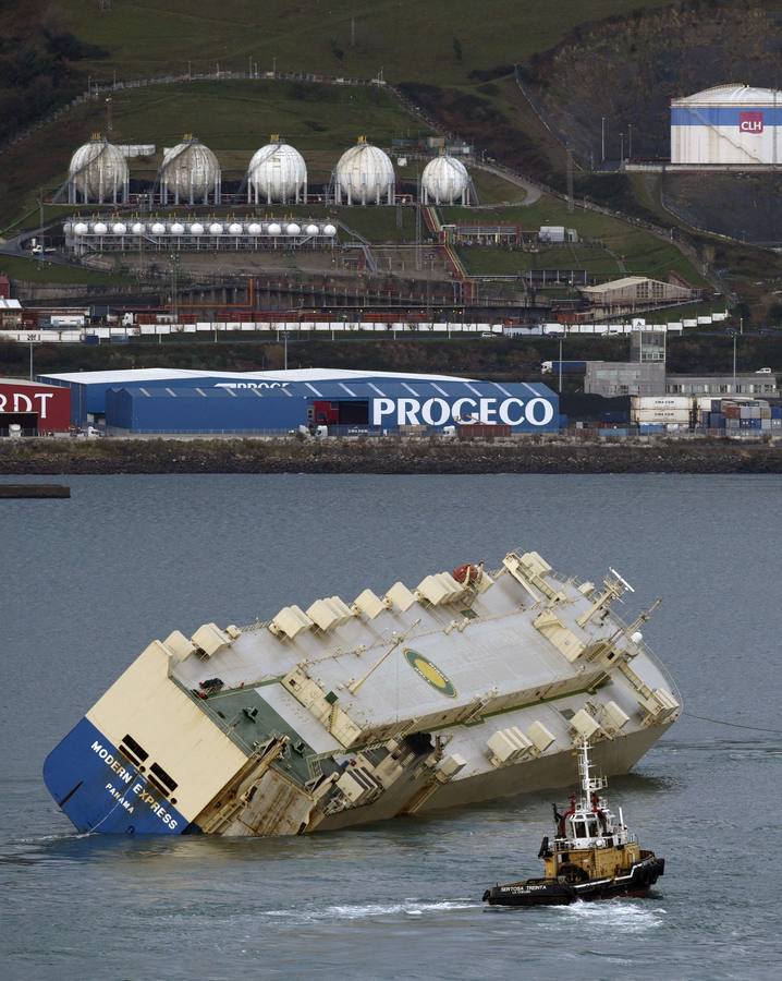 Primeras imágenes del interior del carguero &#039;Modern Express&#039;