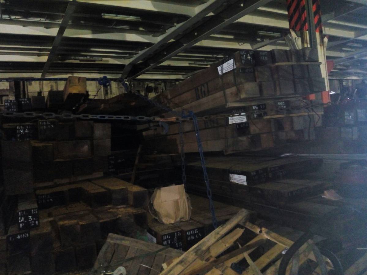 Primeras imágenes del interior del carguero &#039;Modern Express&#039;