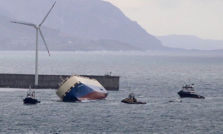 Primeras imágenes del interior del carguero &#039;Modern Express&#039;