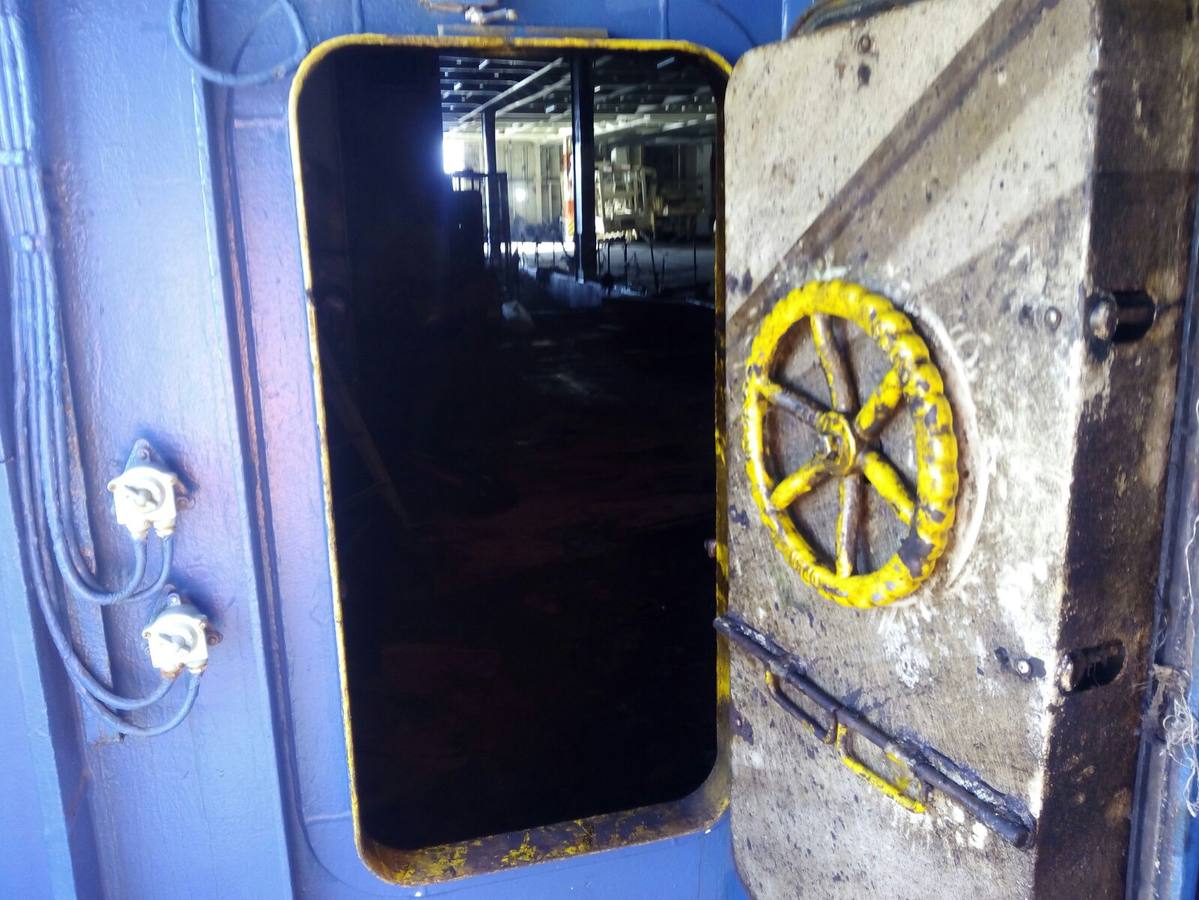 Primeras imágenes del interior del carguero &#039;Modern Express&#039;