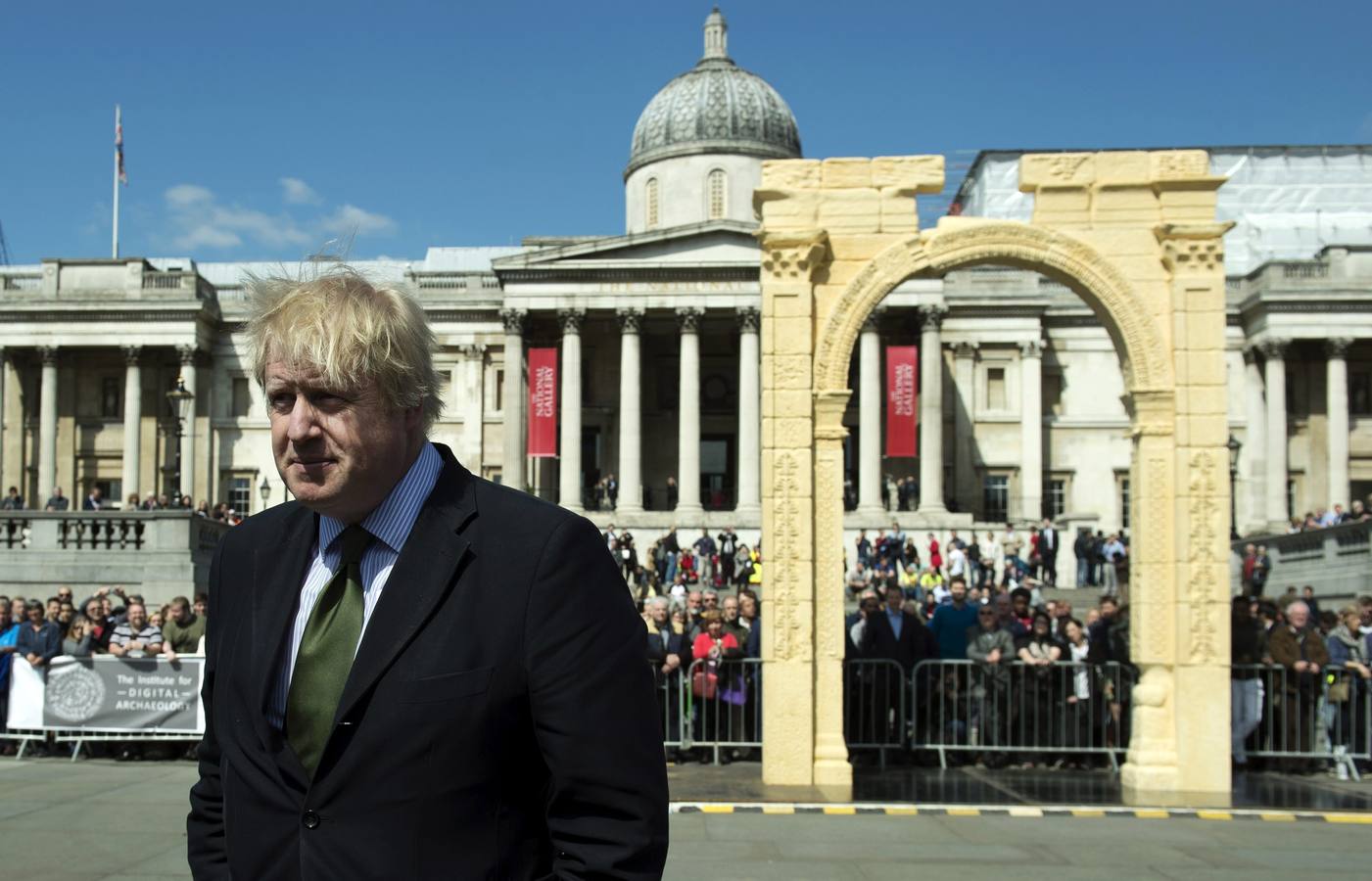 Recrean el Arco de Triunfo de Palmira en la plaza de Trafalgar